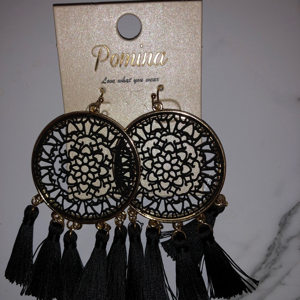 boutique earrings 🛍 - Picture 5 of 5